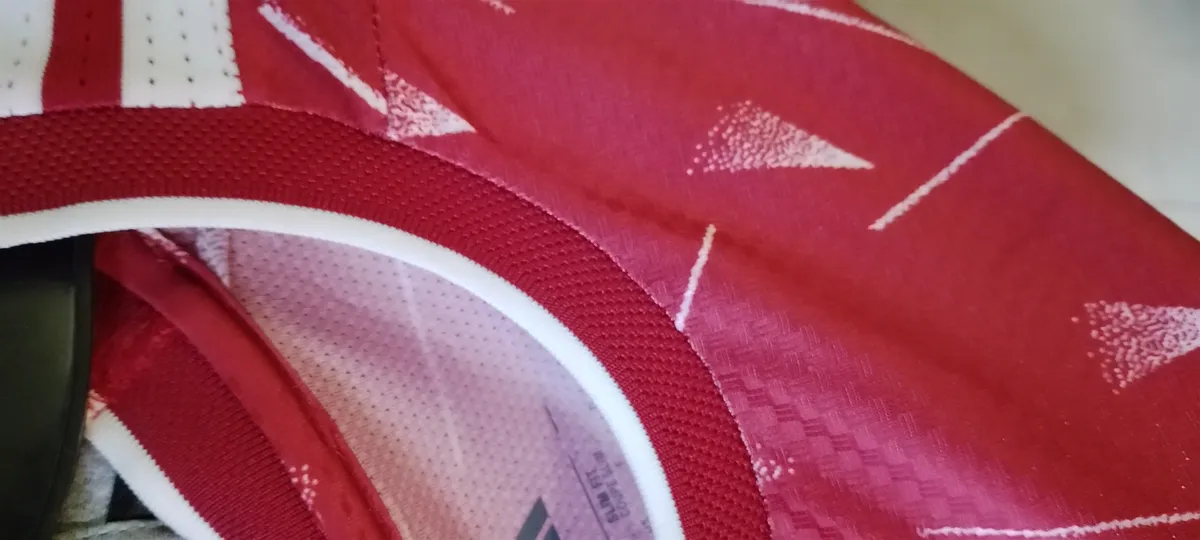 Adidas Liverpool FC 26/27 Red Home kit authentic jersey high quality product/ Liverpool FC 2026/2027 Original Authentic Player Version Home Football Jersey - Image 5