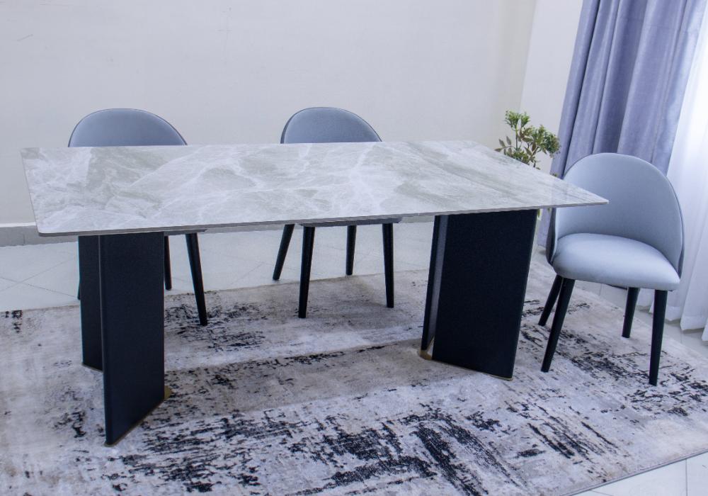Urban Chic Dining Set