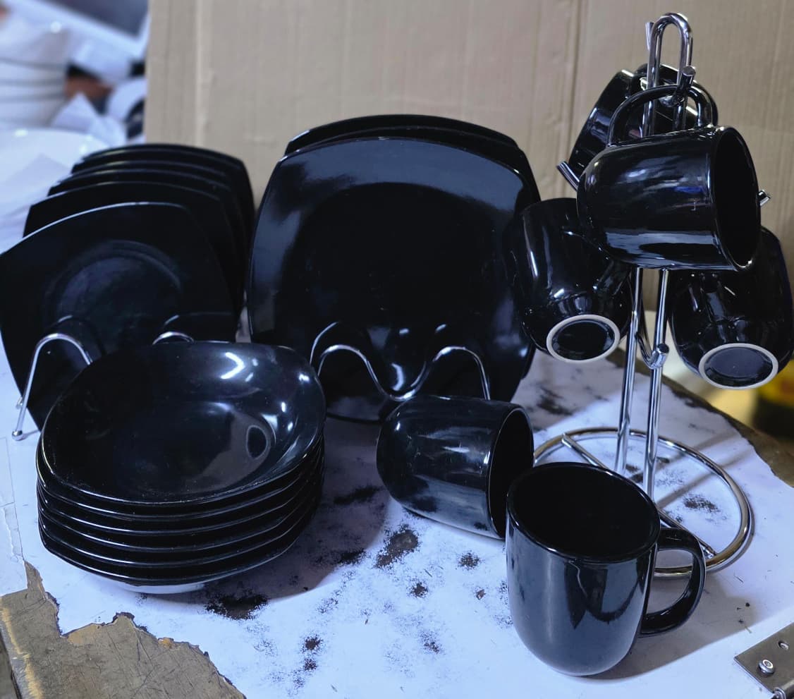 24 pcs  black square shape dinner set