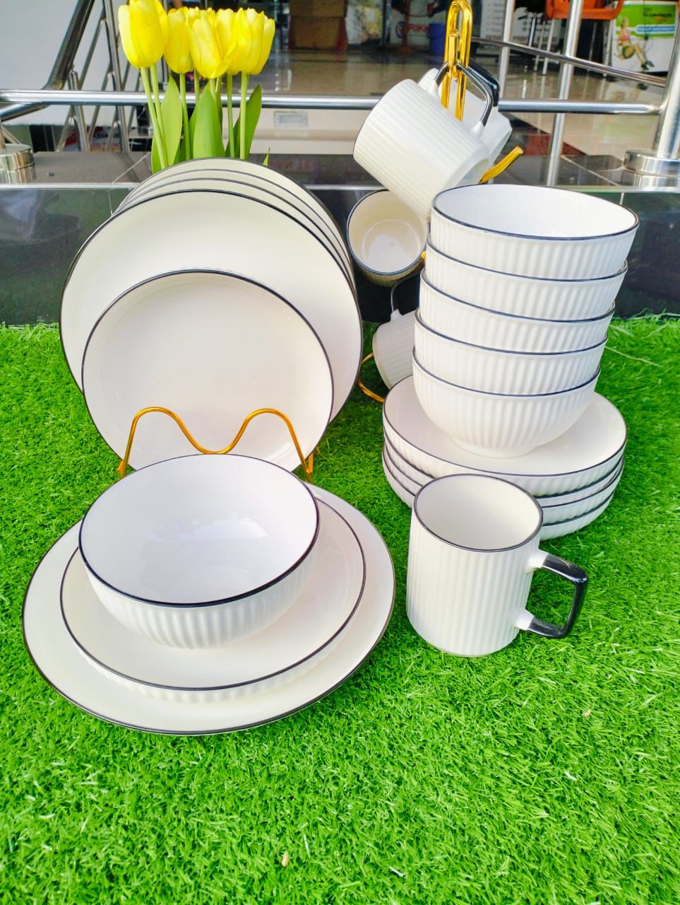 Concise dinner set