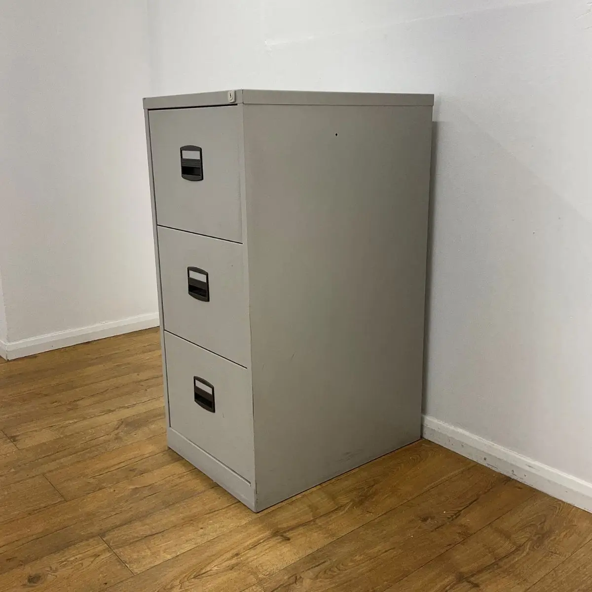 3-Drawer Filing Cabinet