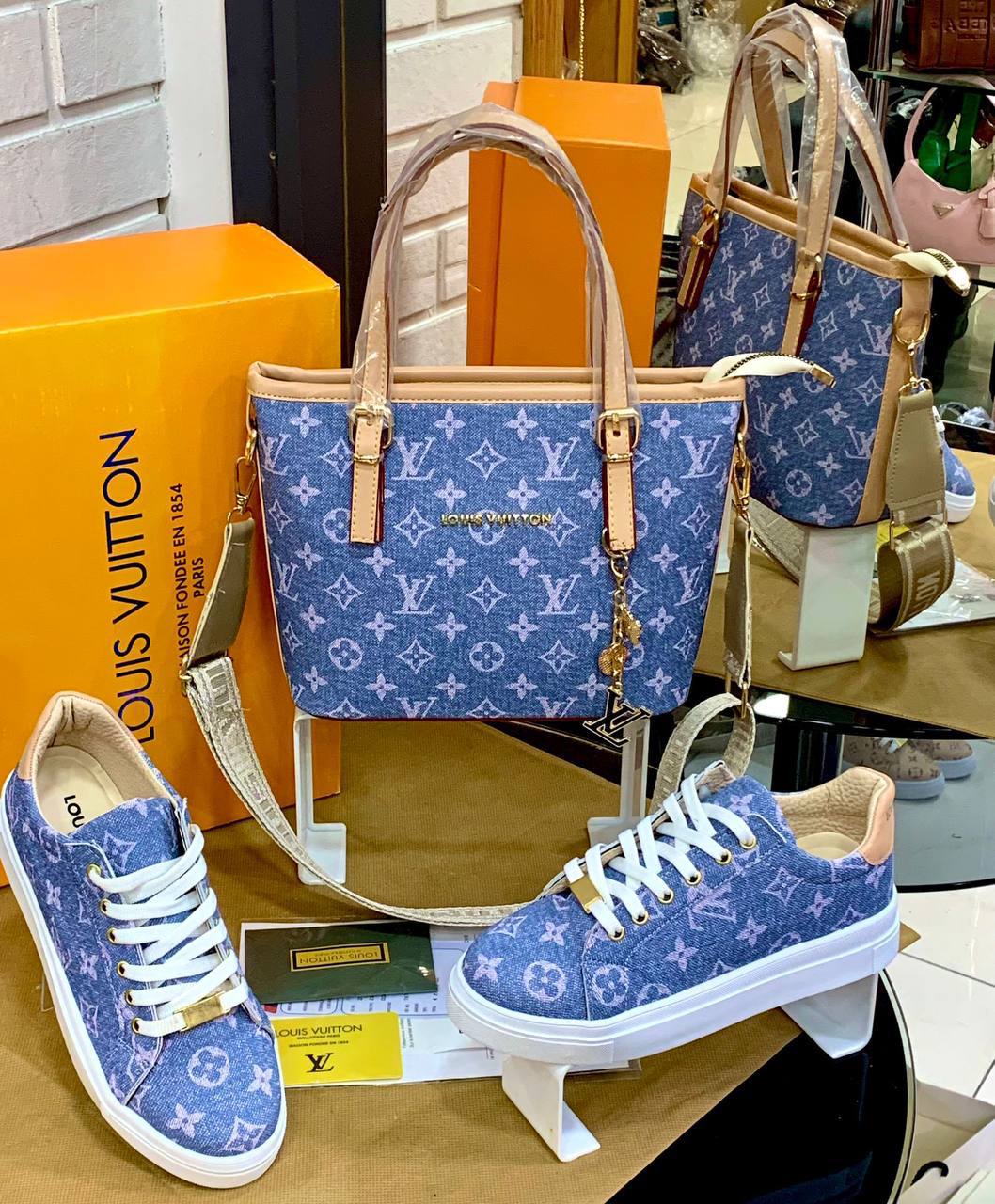 Lv set