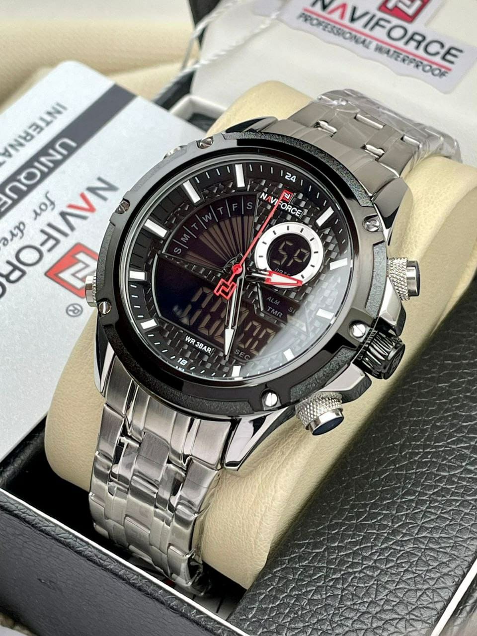 Naviforce Men Digital Analogue 30M Water Resist Wrist Watch