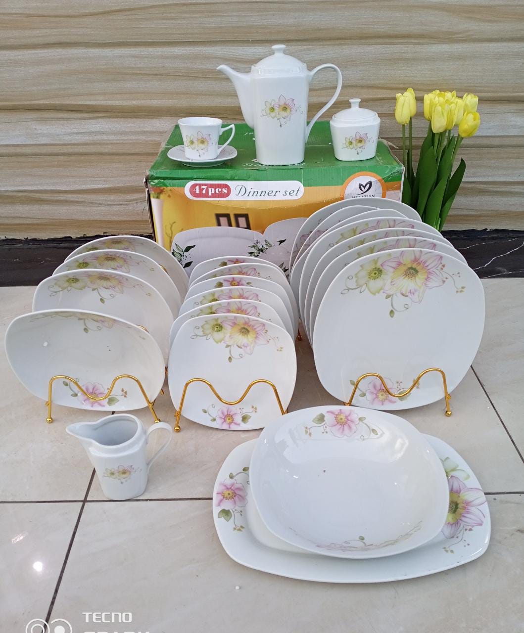 47pcs flowered dinner set