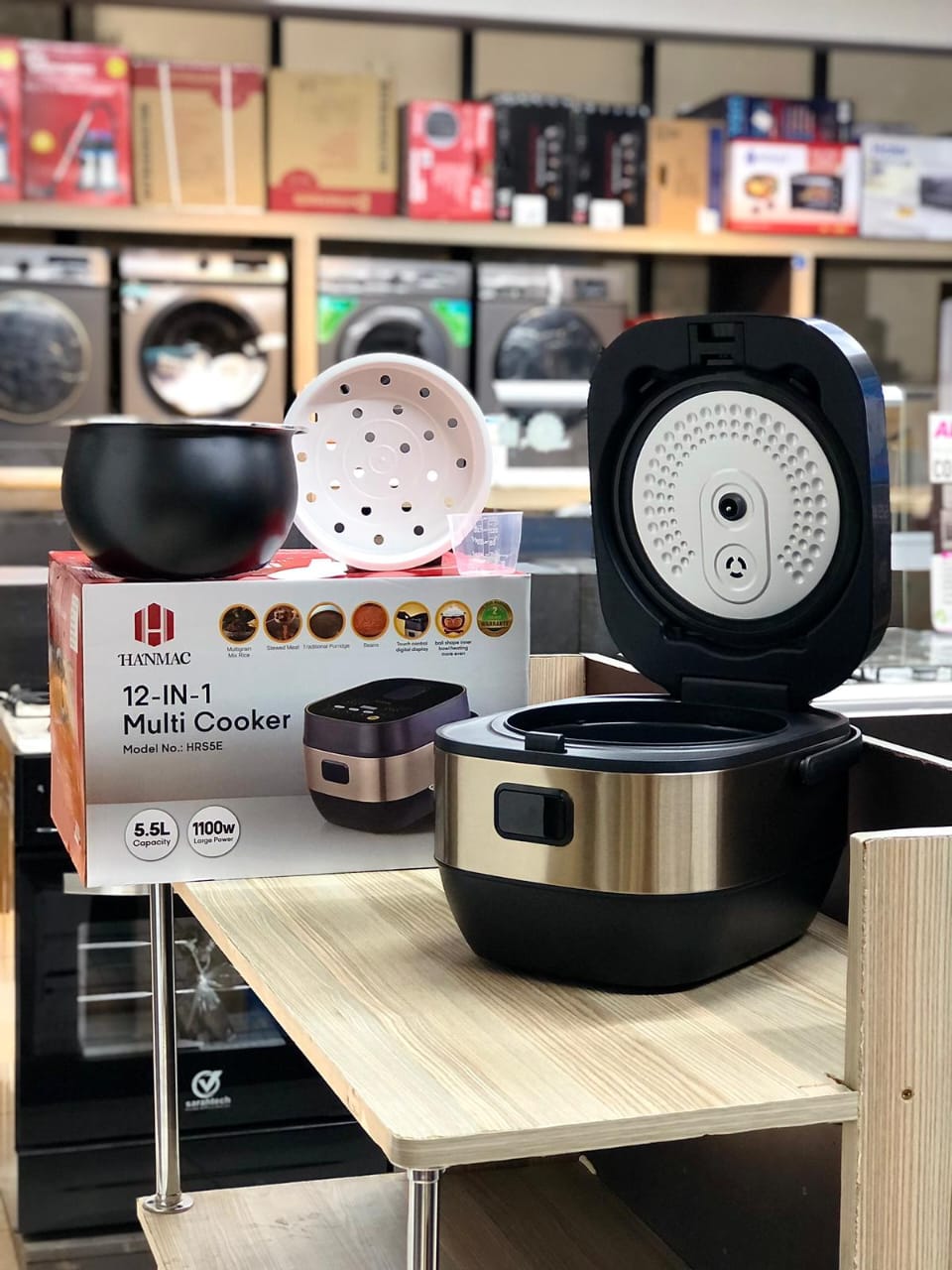 HANMAC 9 IN 1 MULTI COOKER 1100W 5.5L .