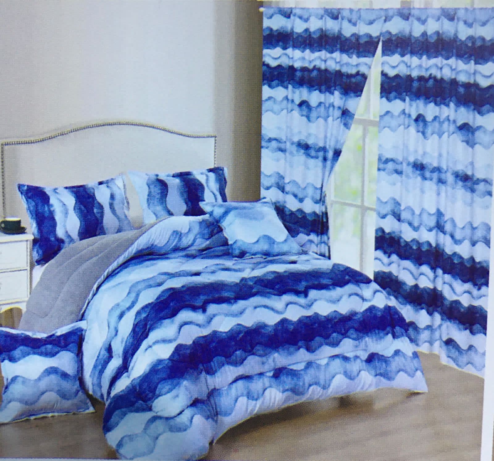 Duvet set with curtains