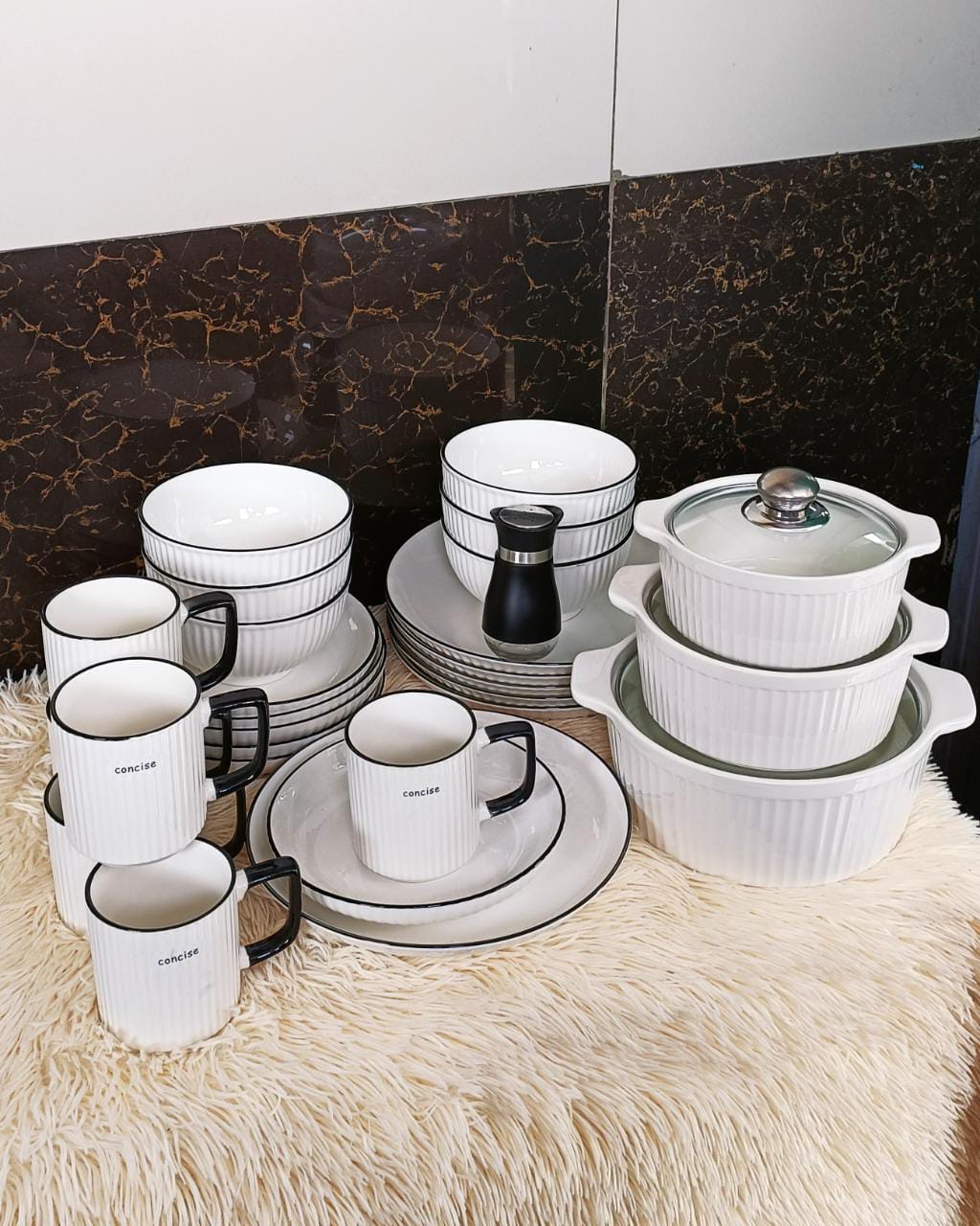 24 pcs Japanese dinner sets - Image 2