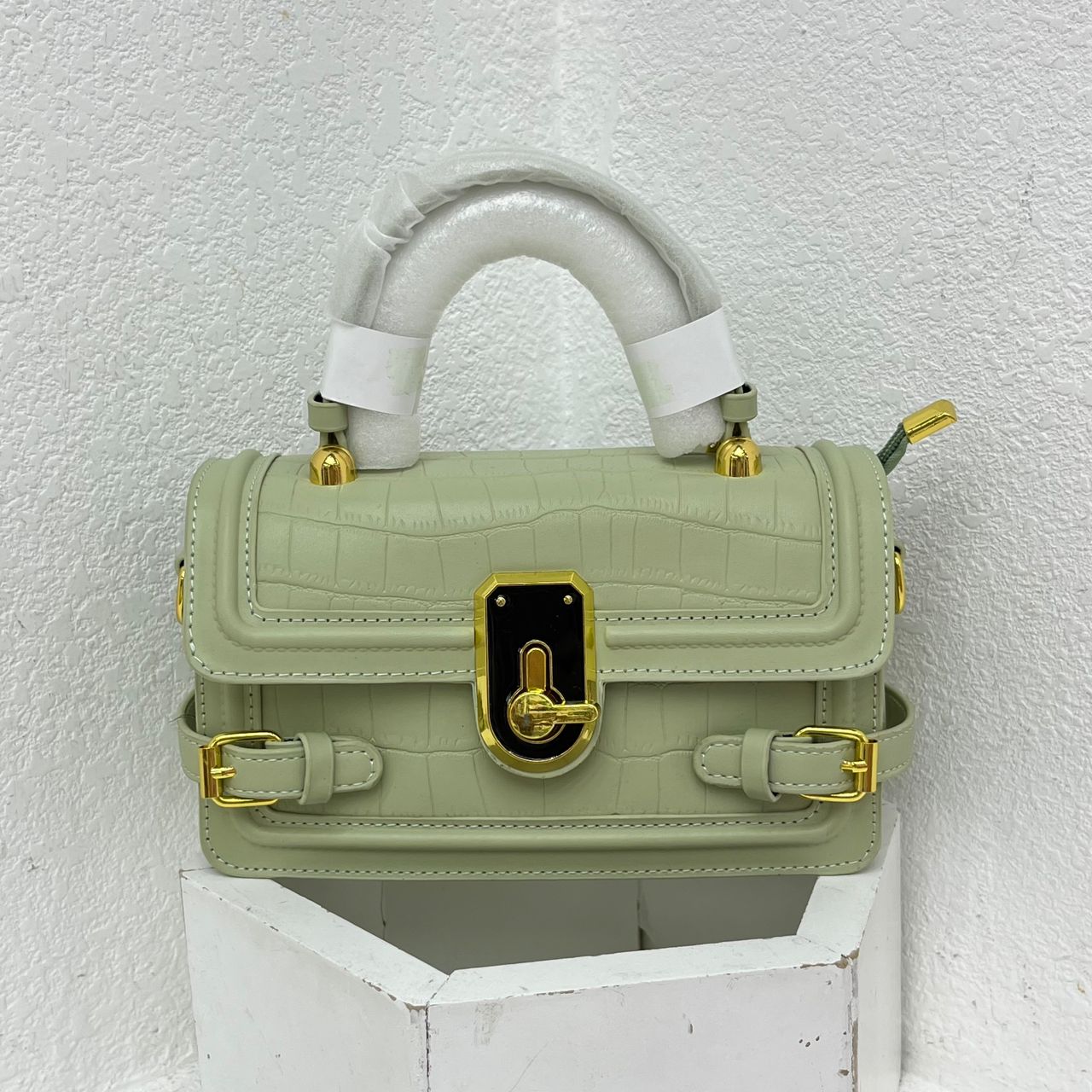 Ladies hand bag light green