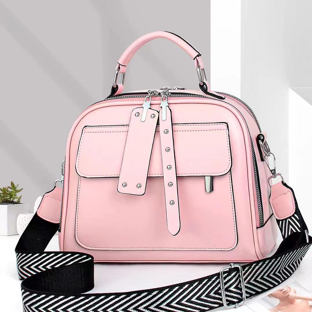 Single ladies handbag 👜 top design - Image 3