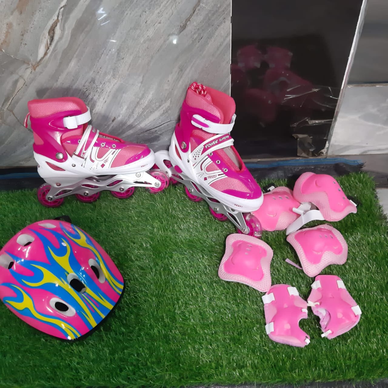 Skate shoes full set - Image 4