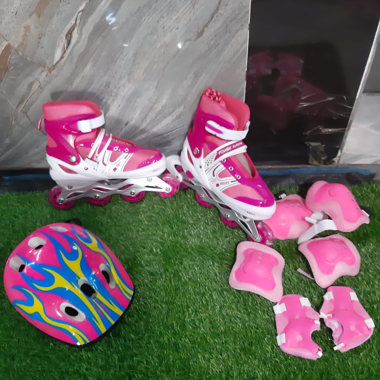 Skate shoes full set - Image 3