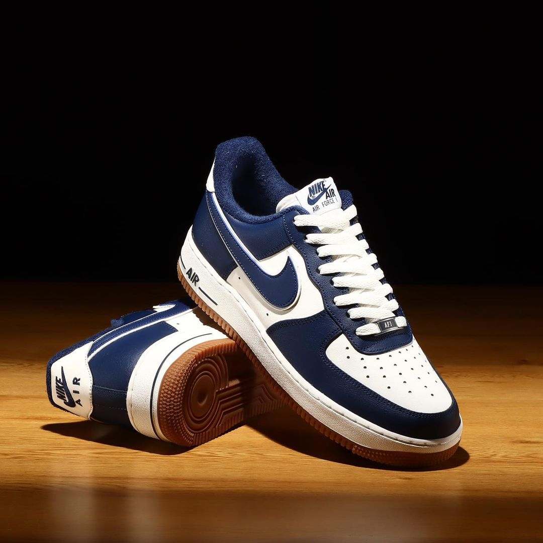 Airforce 1 midnight Navy men sneakers.