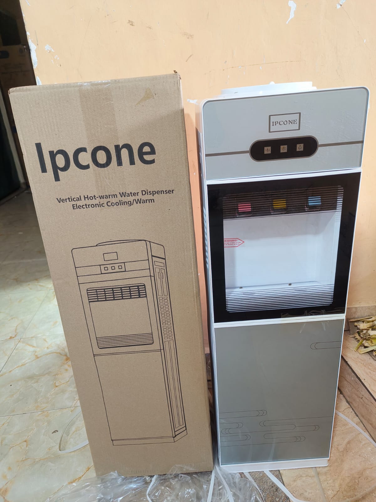 Ipcone Water dispenser