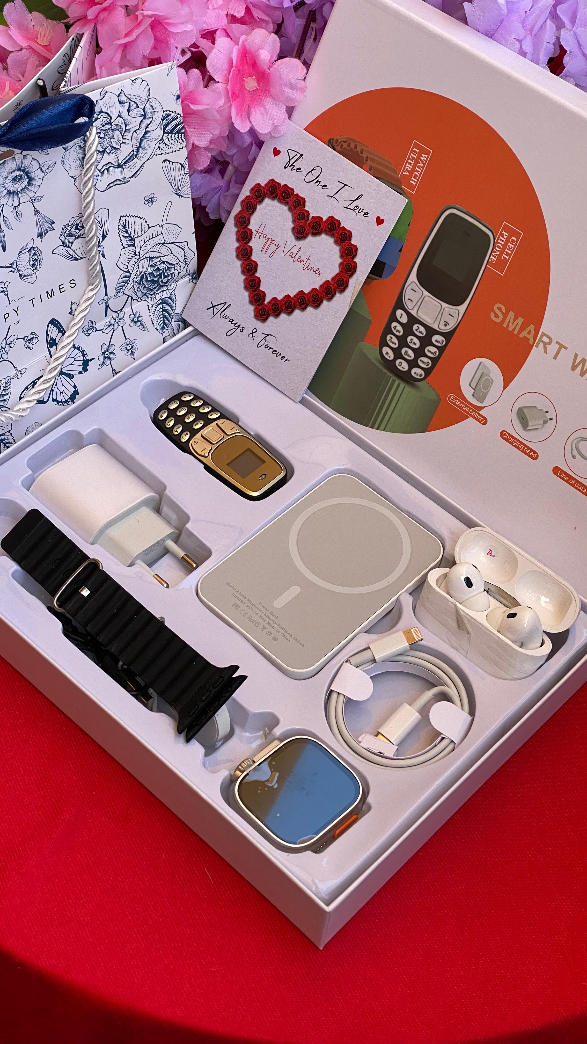 SMART WATCH GIFT PACK  💥X8 PLUS SMART WATCH WITH A MINI PHONE,POWER BANK AND EARBUDS - Image 3
