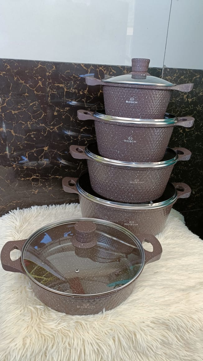 Brand new 10-piece Bosch cookware set