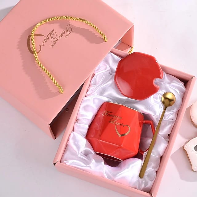 Diamond Shape Ceramic Cup Set Gift Box - Image 4