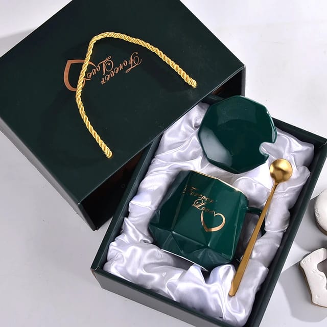 Diamond Shape Ceramic Cup Set Gift Box