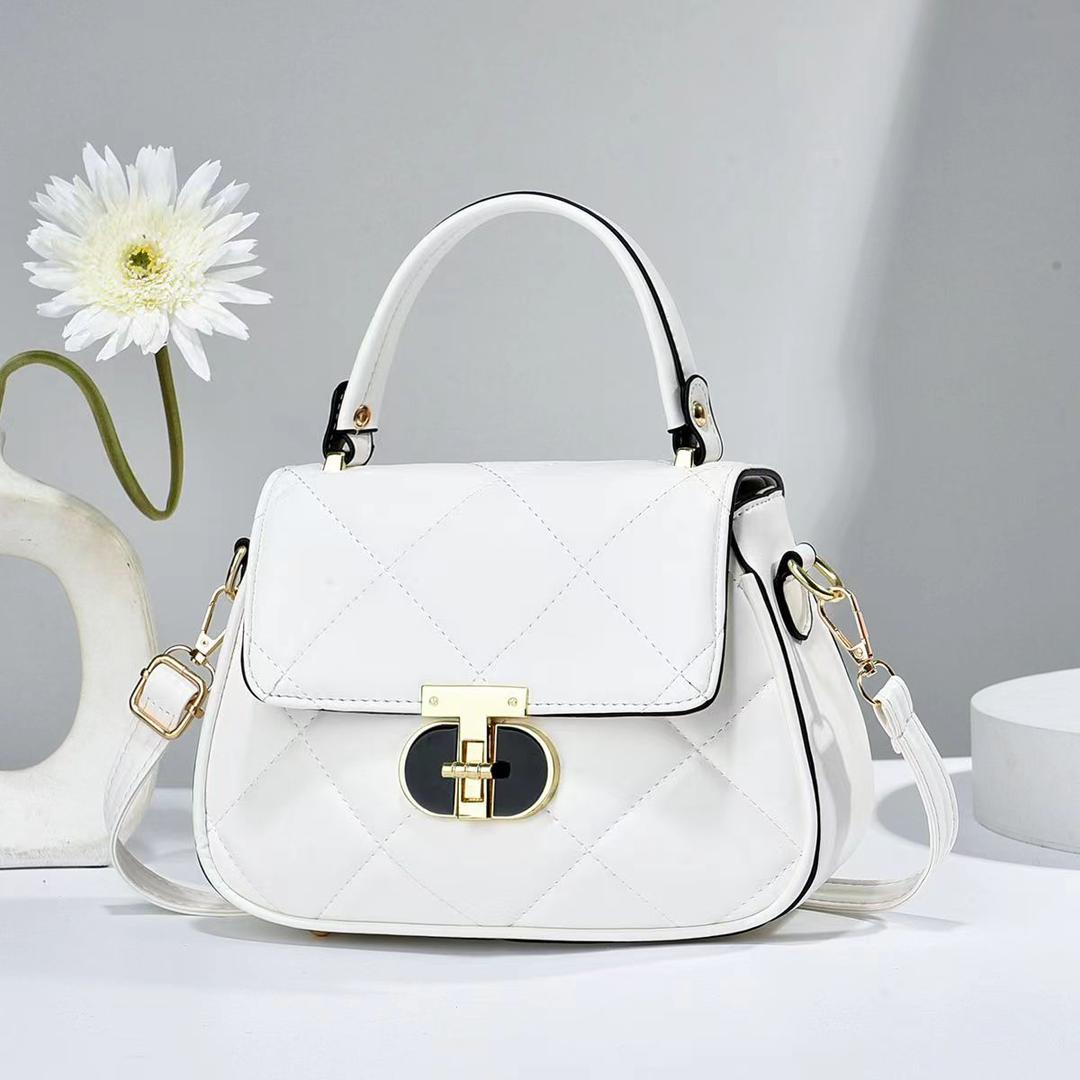 Ladies handbag brown