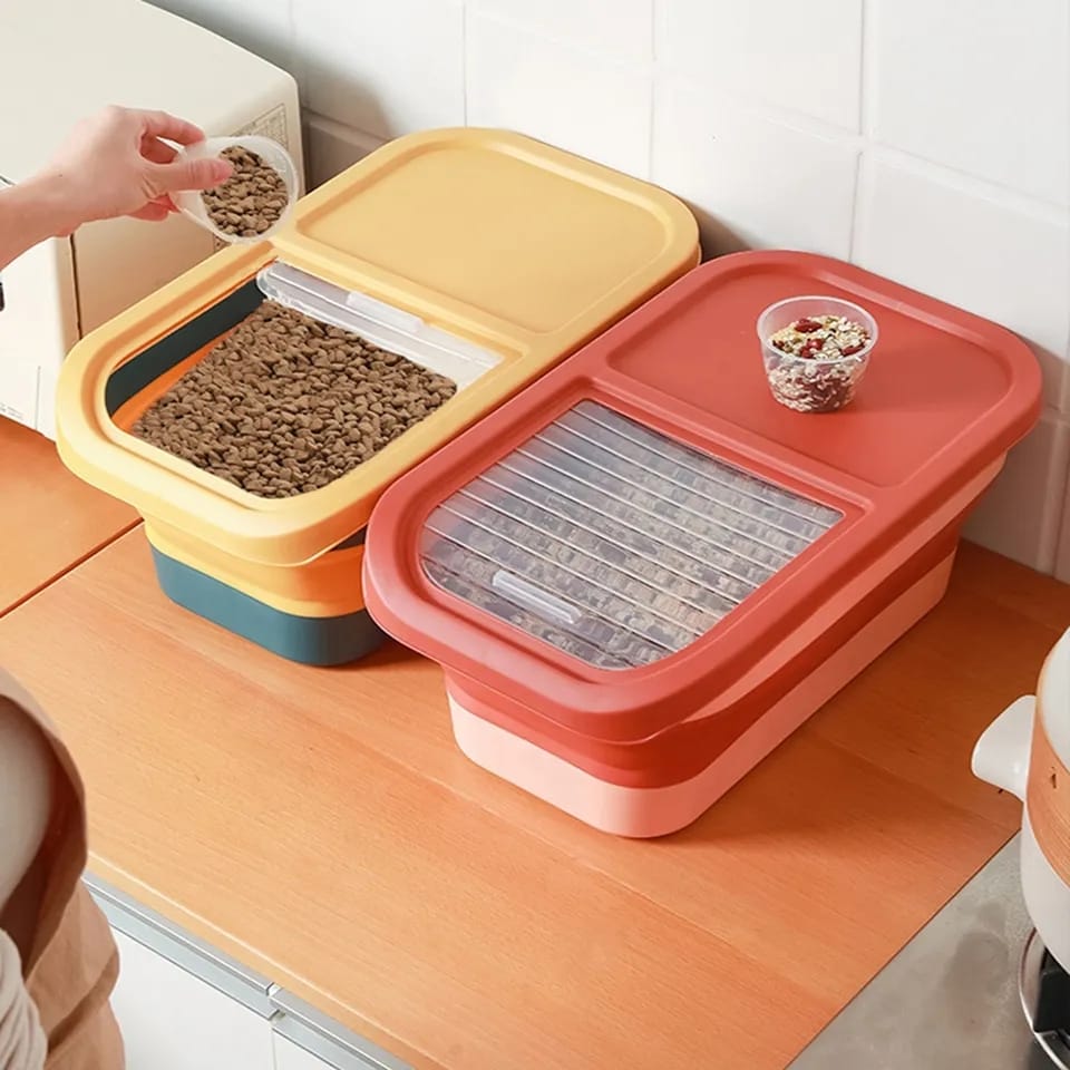 Collapsible cereals storage container