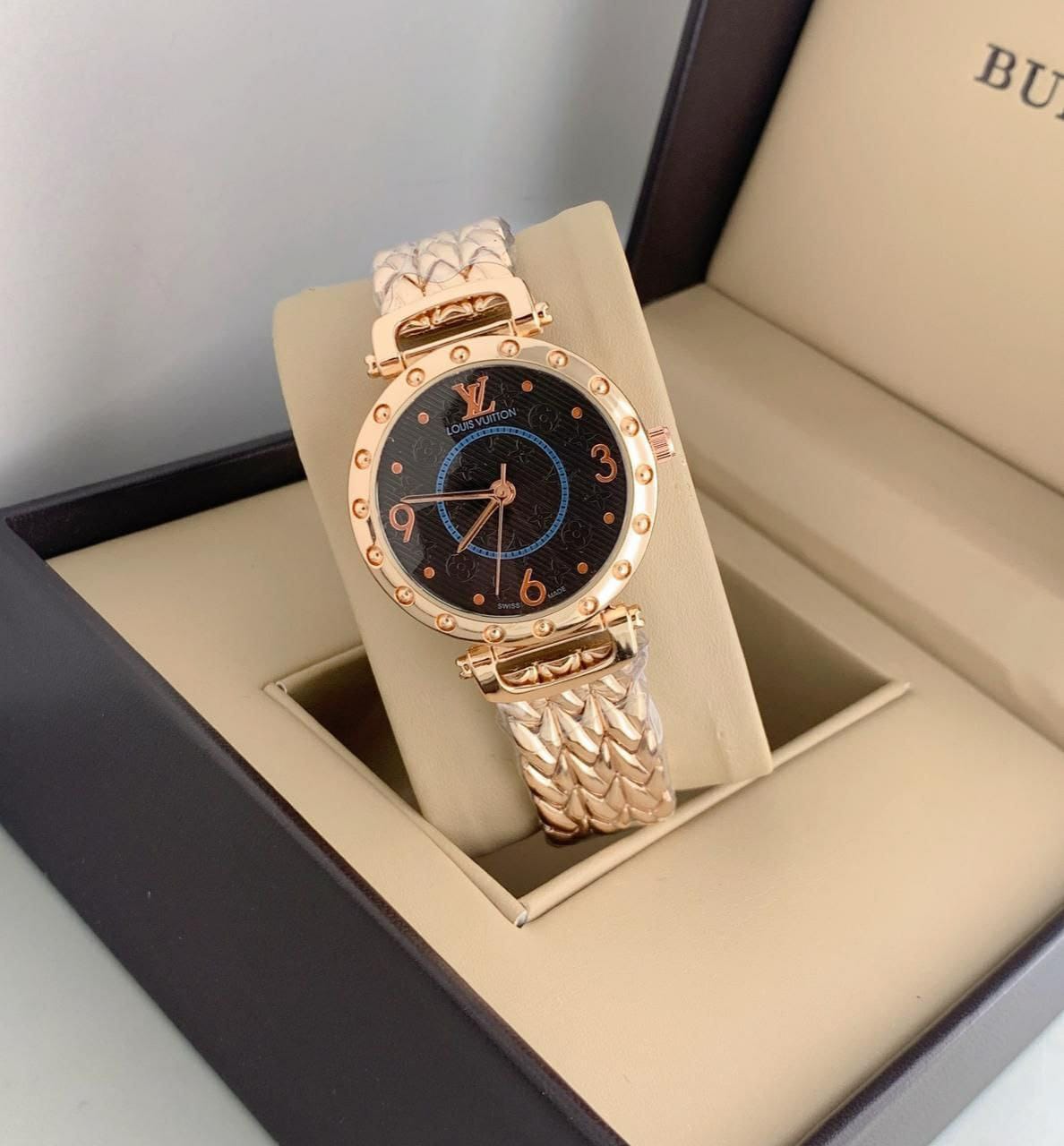 Louise Vuitton ladies watch for her - Image 5