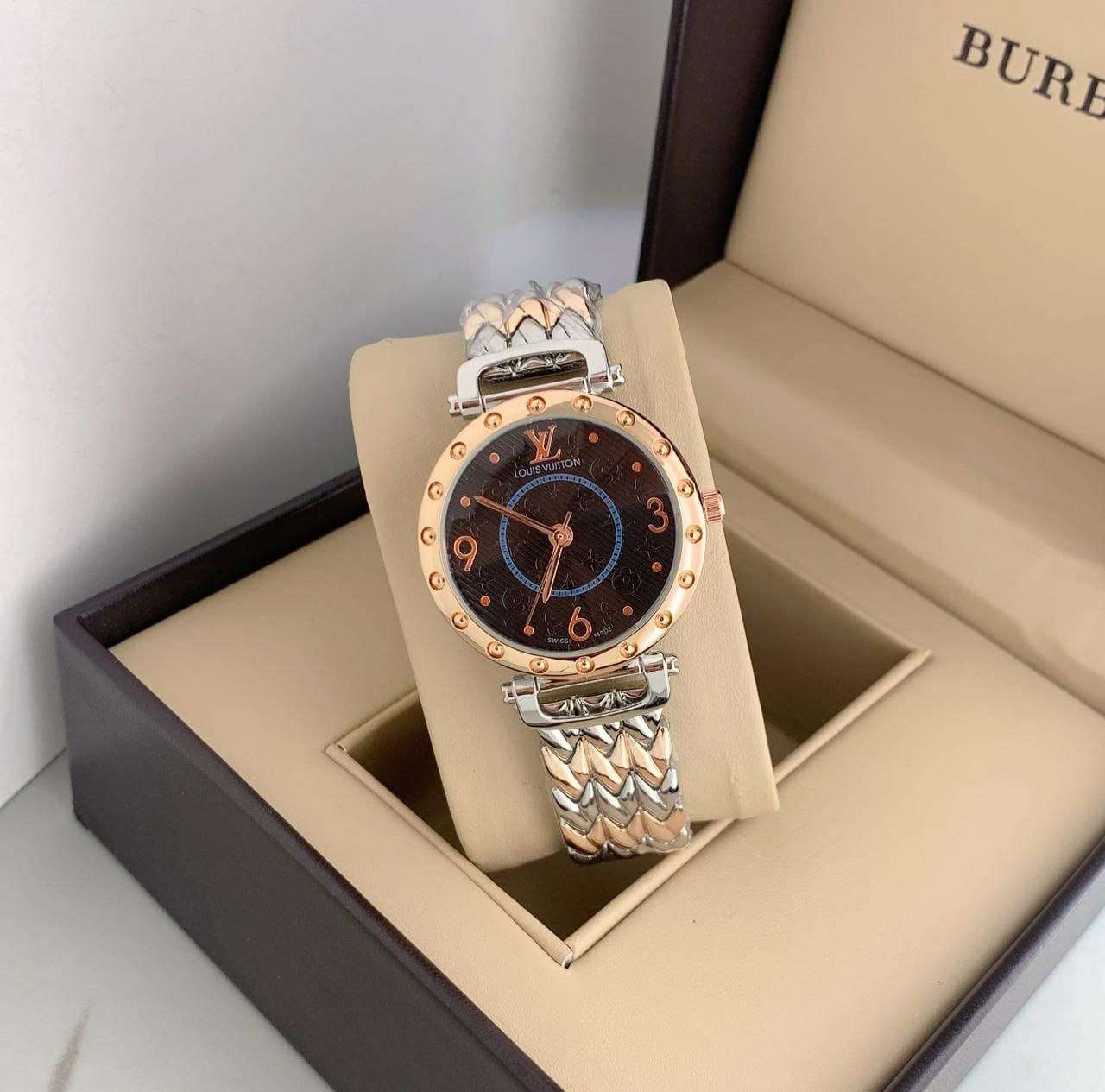 Louise Vuitton ladies watch for her - Image 3