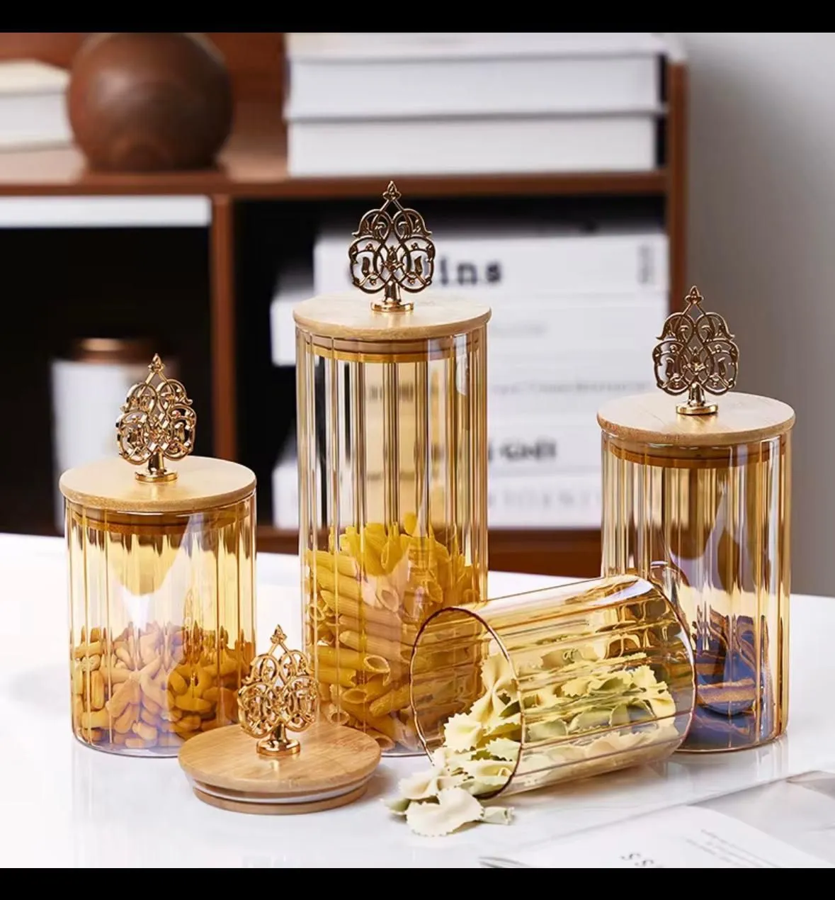3 Pcs Pasta Set with Wooden Lid