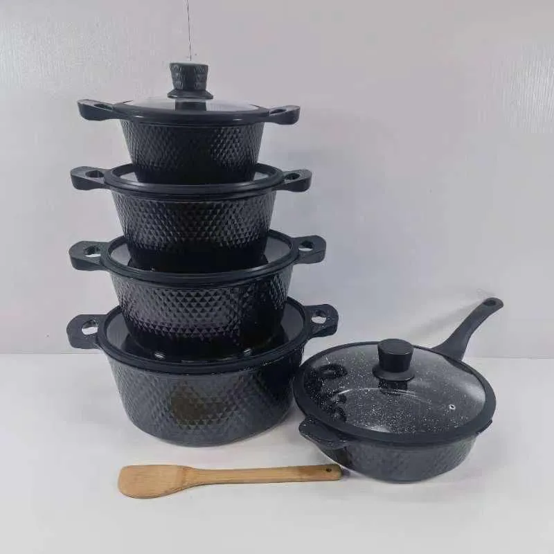 Black Diamond Pattern Cookware Set with Glass Lids and Wooden Spatula - Image 2